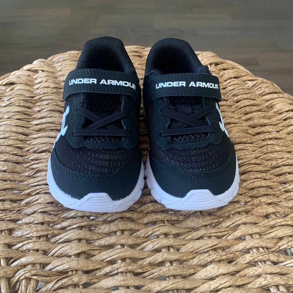New, Never Worn Under Armour Toddler Sneakers Size 5C